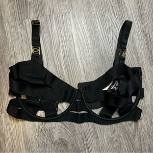 NWT- Victoria’s Secret Very Sexy Strappy Open Cup Demi Bra 34DDD